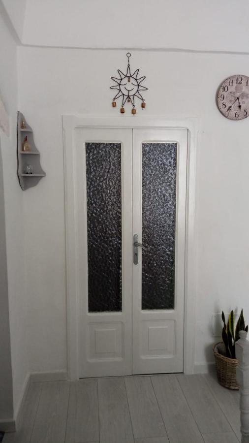Bed & Breakfast Dimora Felice 오스투니 외부 사진