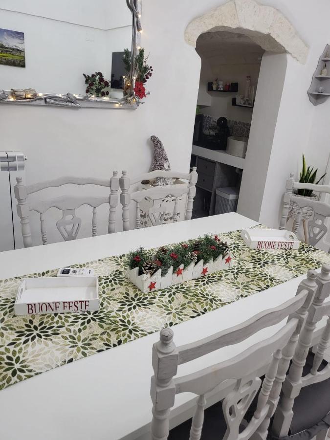 Bed & Breakfast Dimora Felice 오스투니 외부 사진