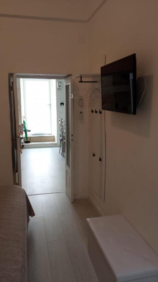 Bed & Breakfast Dimora Felice 오스투니 외부 사진
